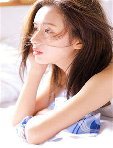 晚上房间里噼里啪啦响