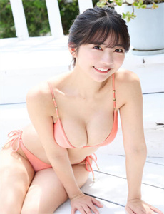 巨乳娘战僵尸